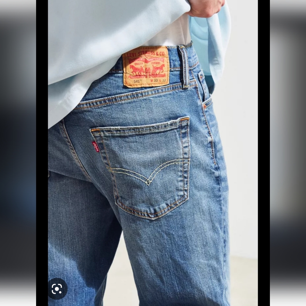 Levi’s 541 Desperado Athletic Jeans 40x32